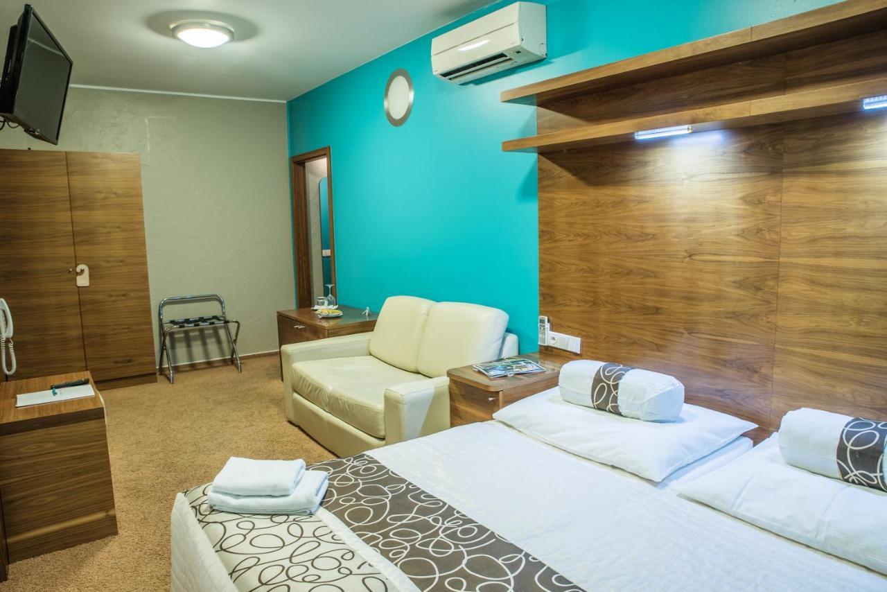 Restaurant & Design Hotel Noem Arch Brno Bagian luar foto