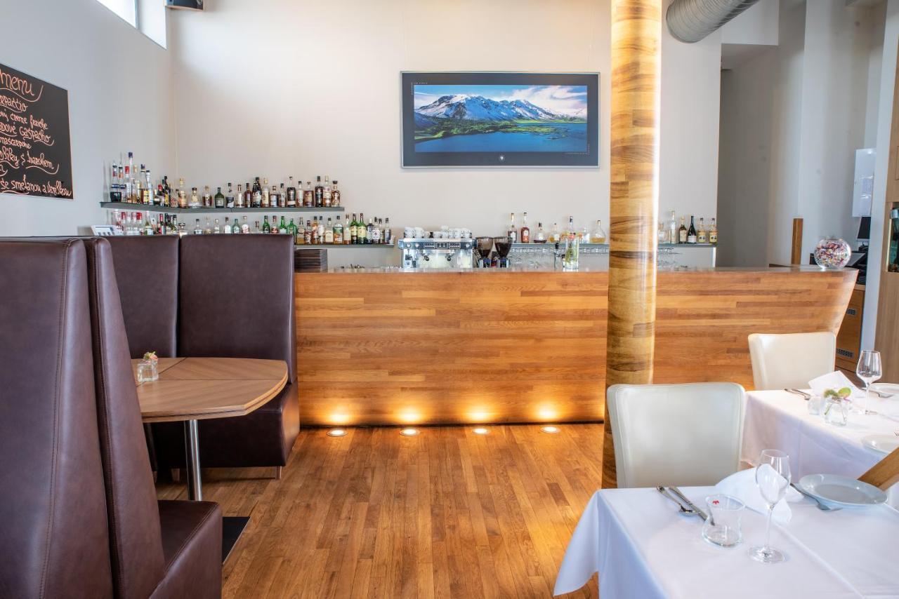 Restaurant & Design Hotel Noem Arch Brno Bagian luar foto