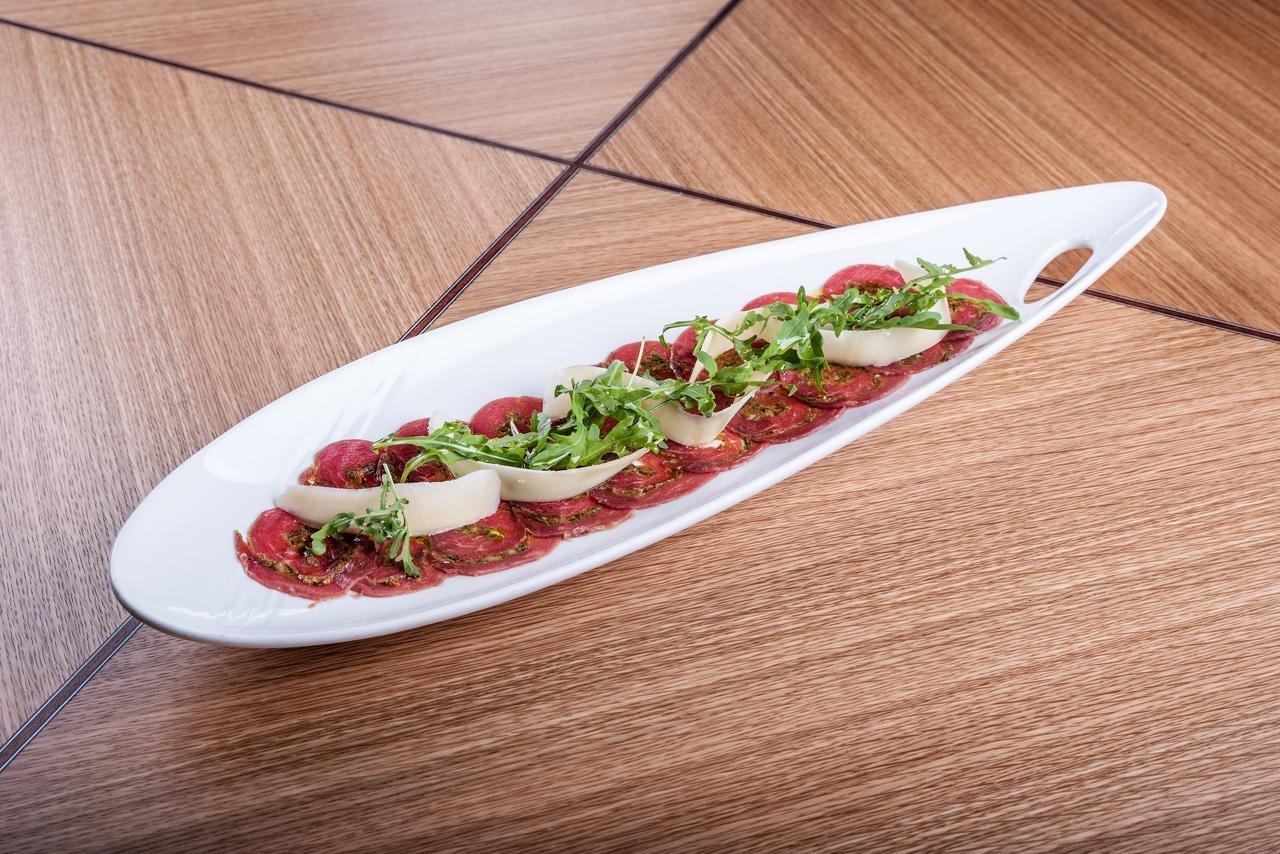 Restaurant & Design Hotel Noem Arch Brno Bagian luar foto