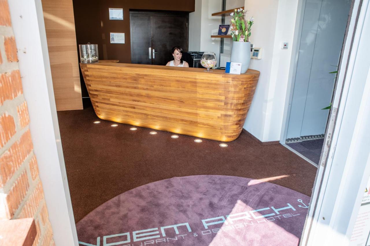Restaurant & Design Hotel Noem Arch Brno Bagian luar foto