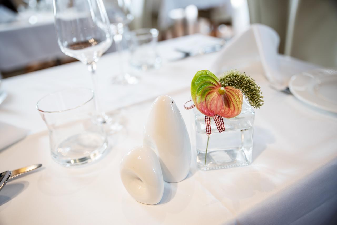Restaurant & Design Hotel Noem Arch Brno Bagian luar foto